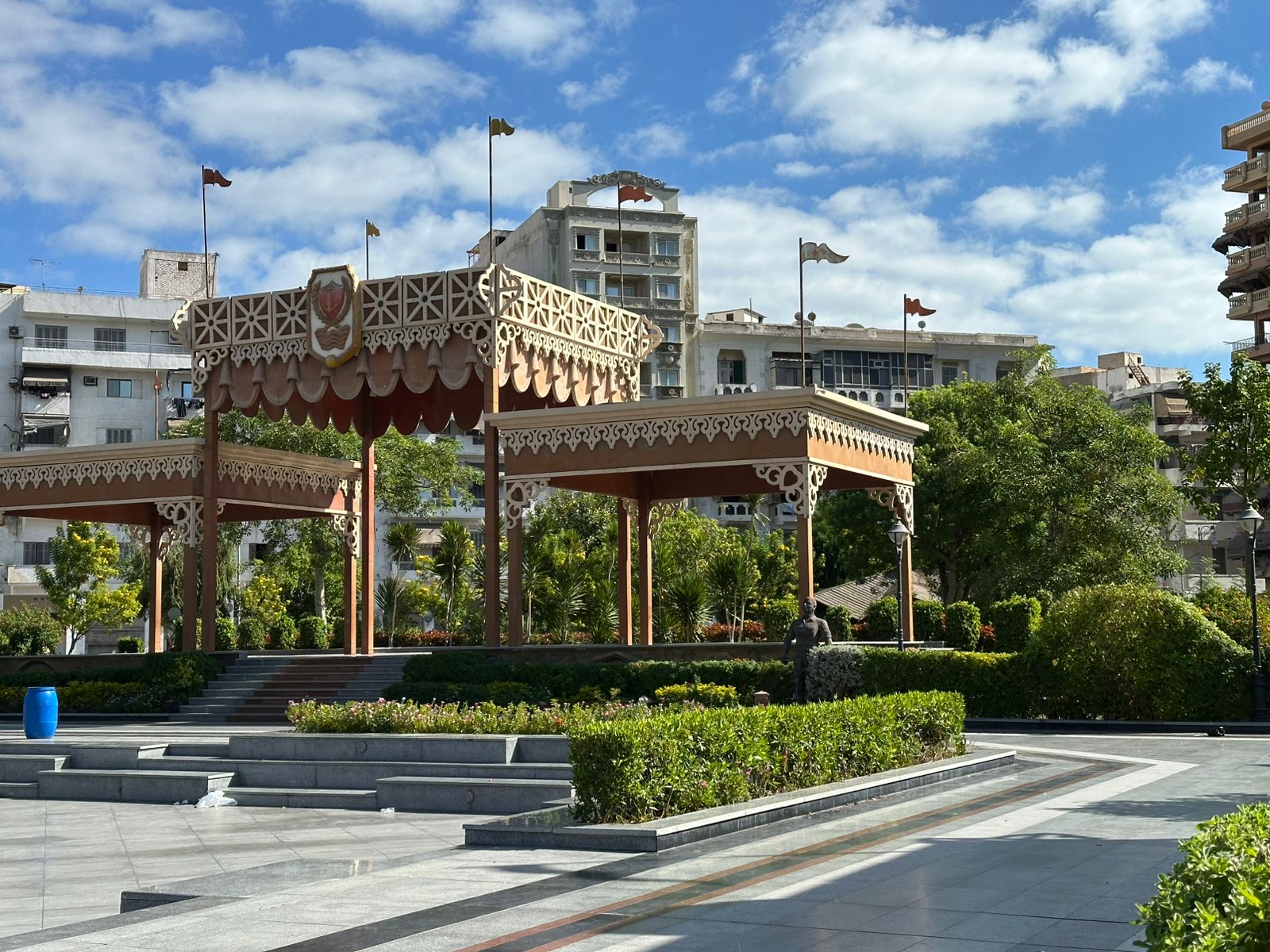 منصة فريال_1