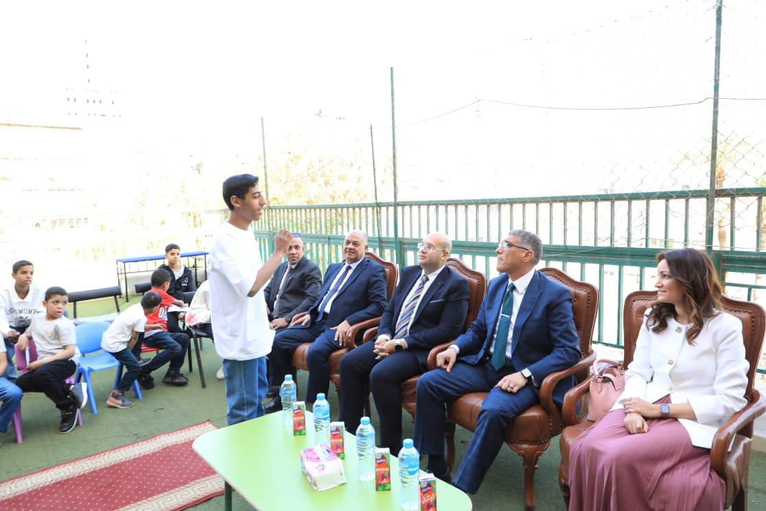 محافظ الجيزة يزور دور الأيتام للتهنئة بعيد الفطر المبارك محافظ الجيزة يزور دور الأيتام للتهنئة بعيد الفطر المبارك