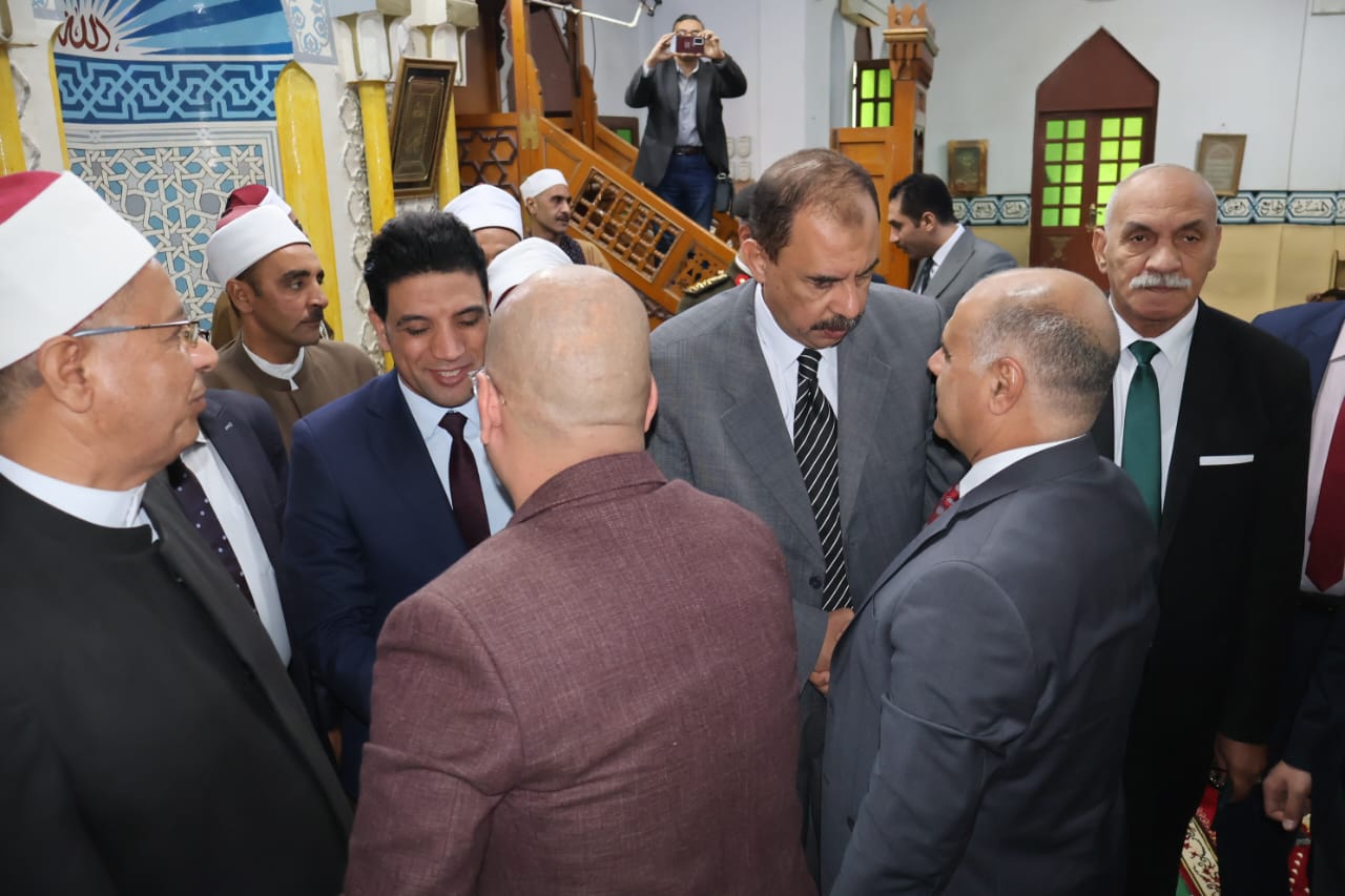محافظ سوهاج ومدير الأمن بالمسجد محافظ سوهاج ومدير الأمن بالمسجد