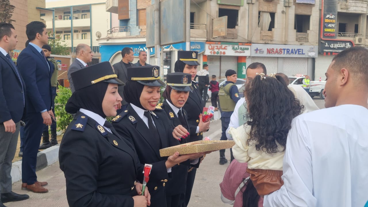 مشاركة المواطنين الإحتفال بعيد الفطر مشاركة المواطنين الإحتفال بعيد الفطر
