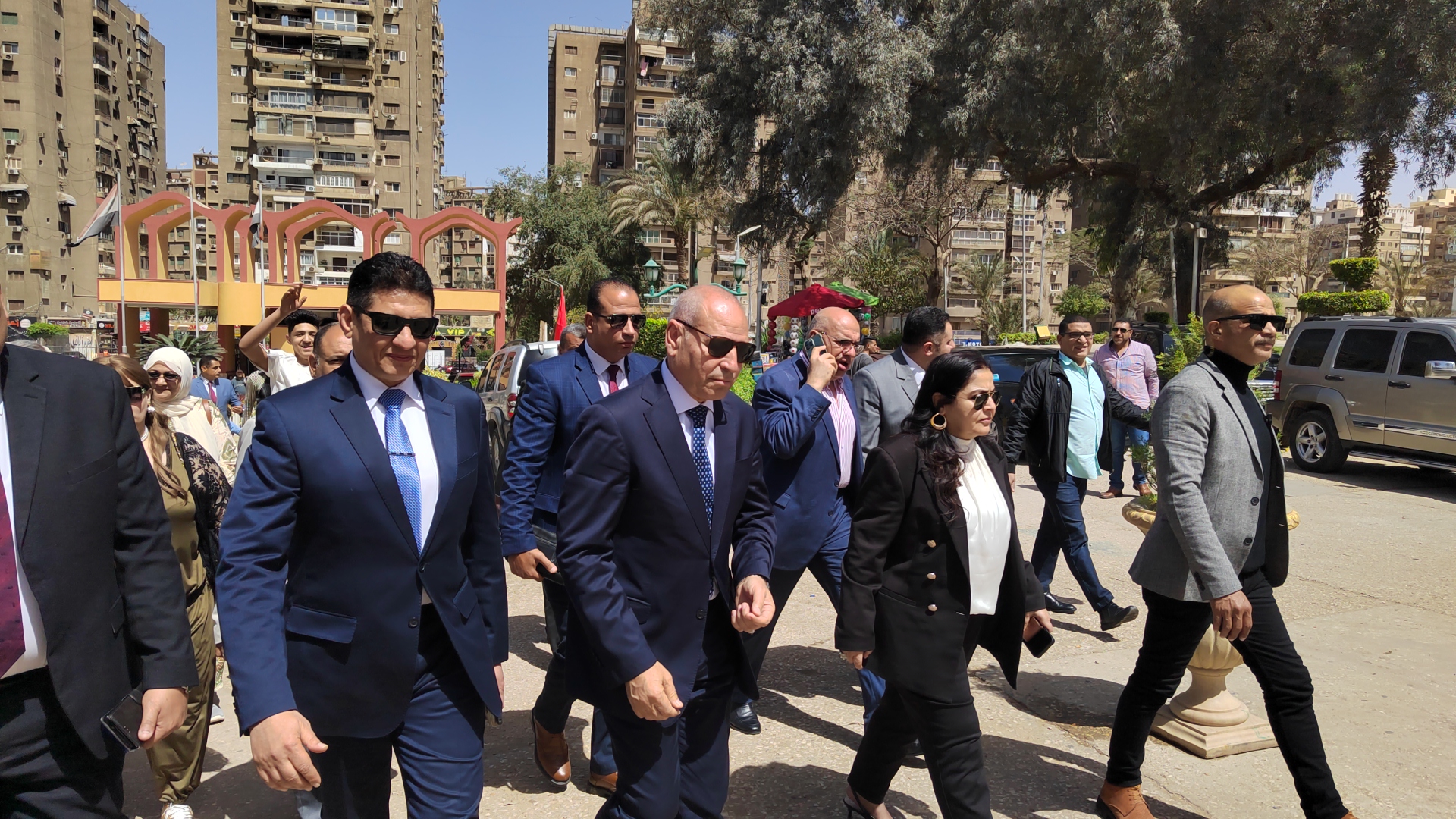 محافظ القاهرة يتفقد الحديقة الدولية محافظ القاهرة يتفقد الحديقة الدولية