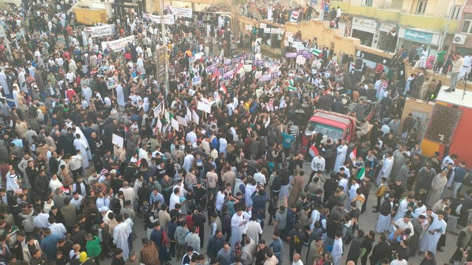 وقفات اهالي سيناء بعد صلاة العيد (8)