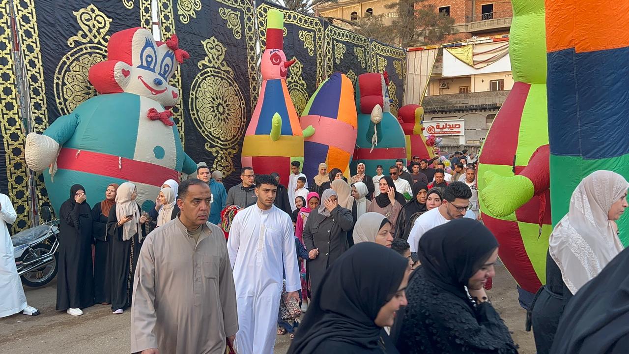 المواطنين في شوارع الدقهلية المواطنين في شوارع الدقهلية