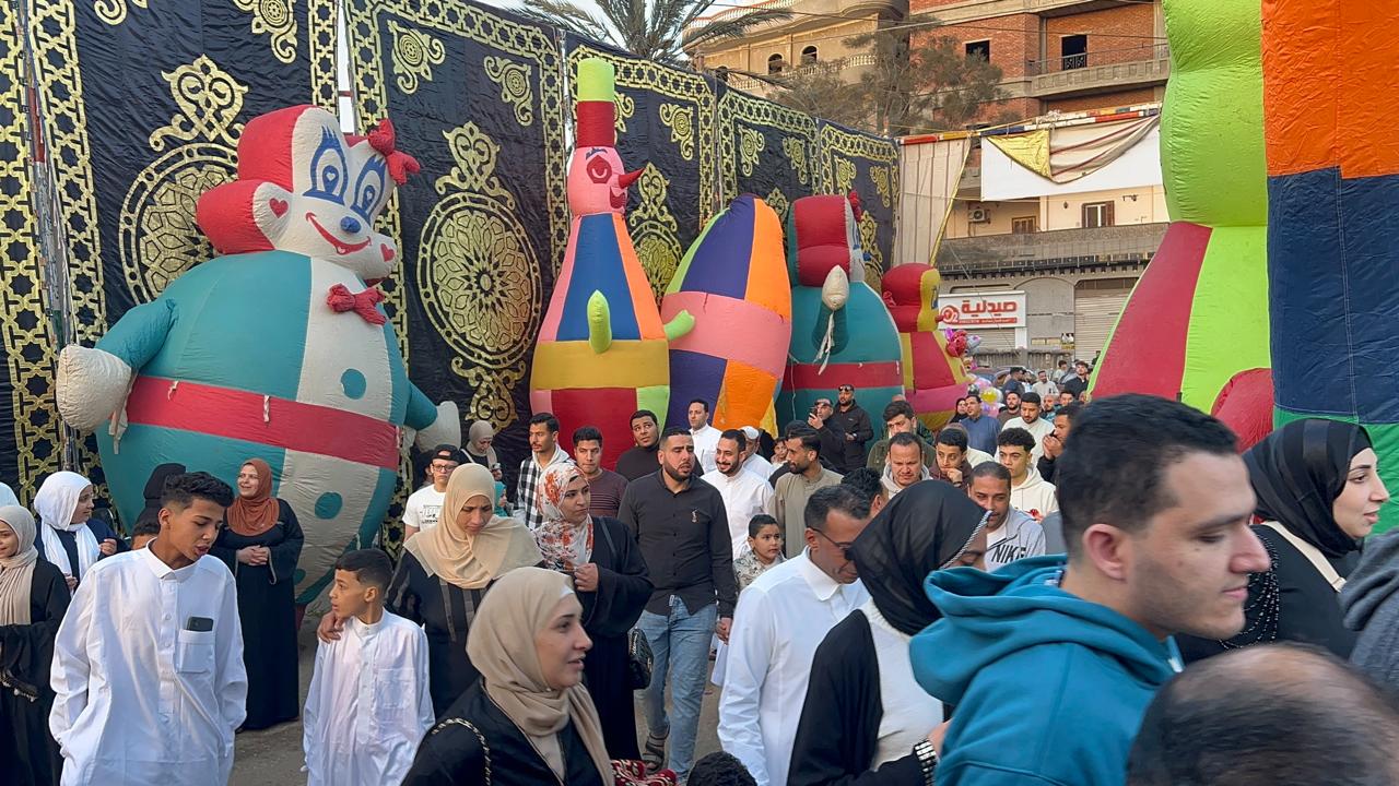 احتفالات العيد في شوارع منية النصر بالدقهلية احتفالات العيد في شوارع منية النصر بالدقهلية