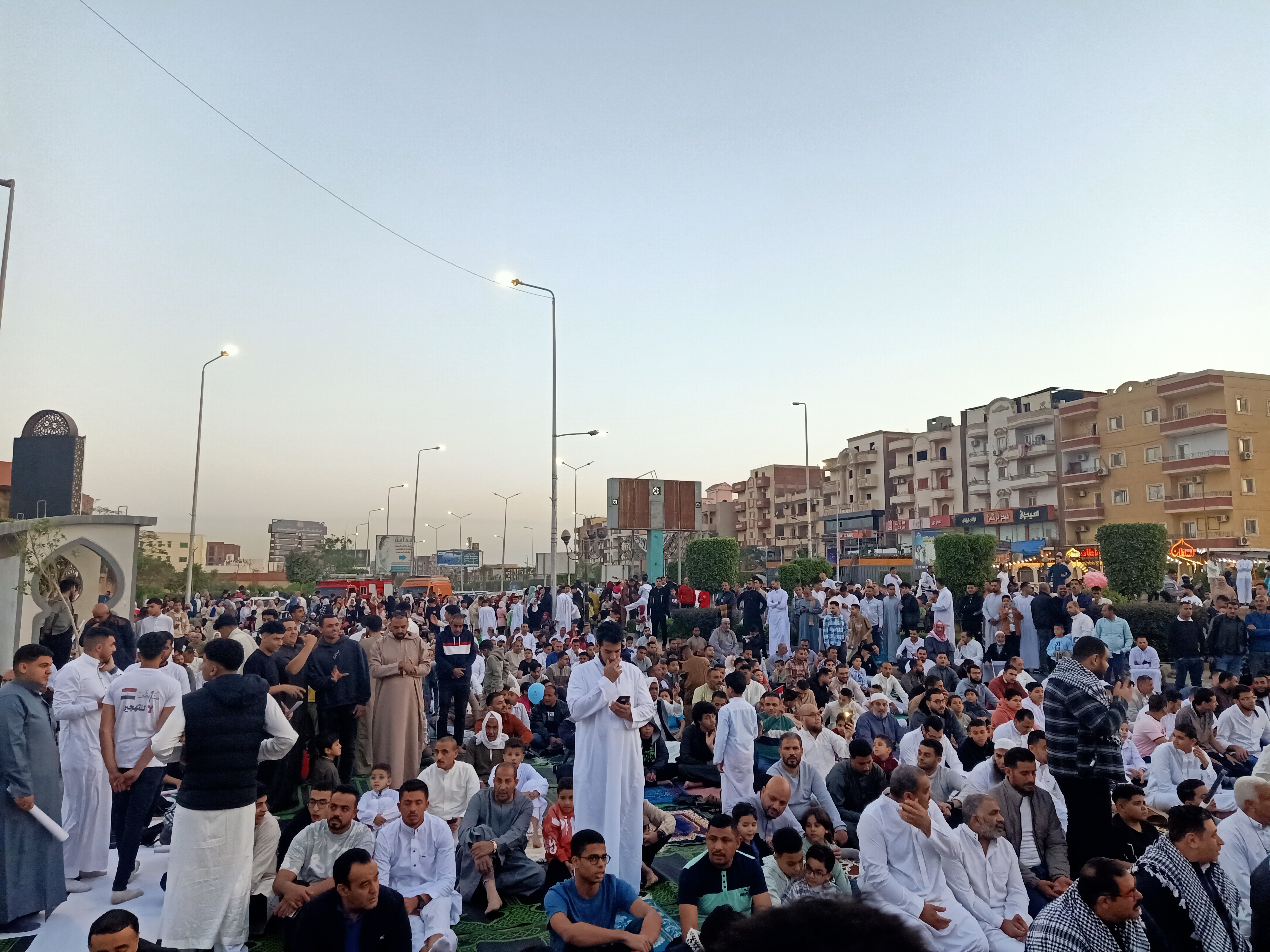صلاة العيد من المسجد الكبير بمدينة بنى سويف (1)