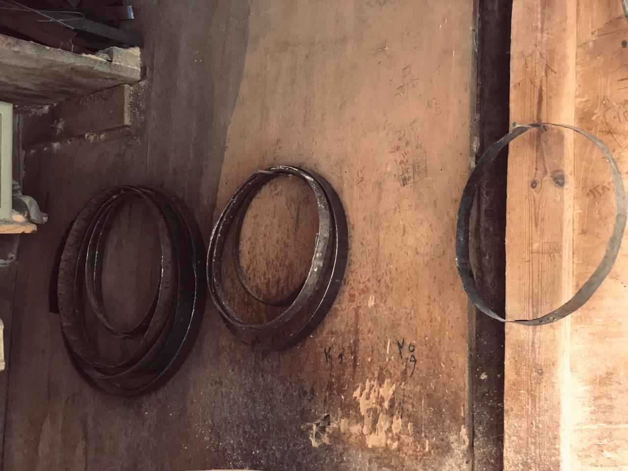 الأدوات المستخدمة في صناعة البراميل الأدوات المستخدمة في صناعة البراميل