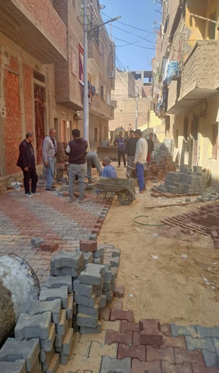  الإنترلوك يزين الحارات والشوارع الضيقة  (2)