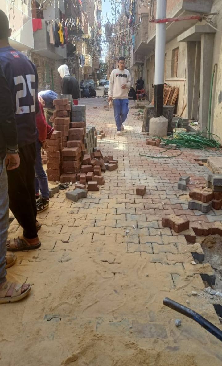  الإنترلوك يزين الحارات والشوارع الضيقة  (3)