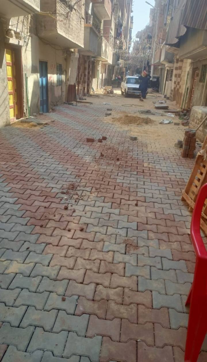  الإنترلوك يزين الحارات والشوارع الضيقة  (5)