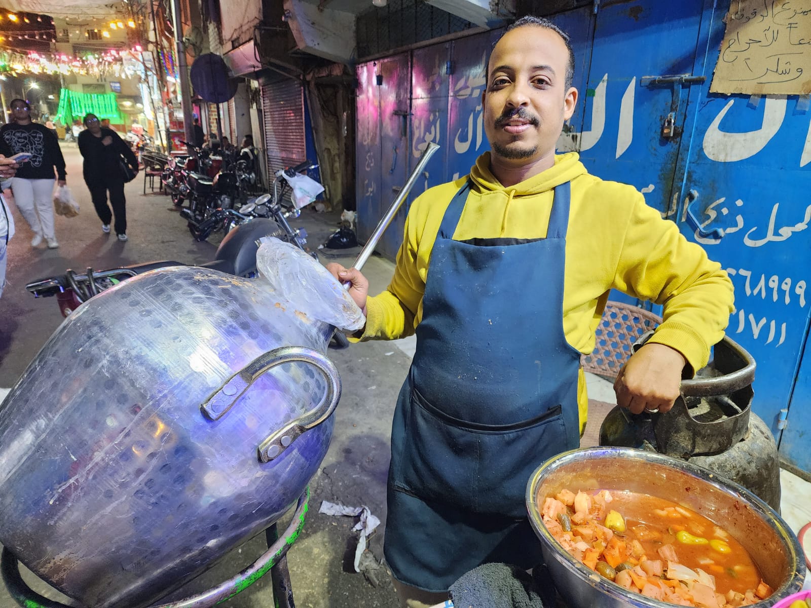 السحور هو قدرة الفول لدى الشاب الأقصر محمد السحور هو قدرة الفول لدى الشاب الأقصر محمد