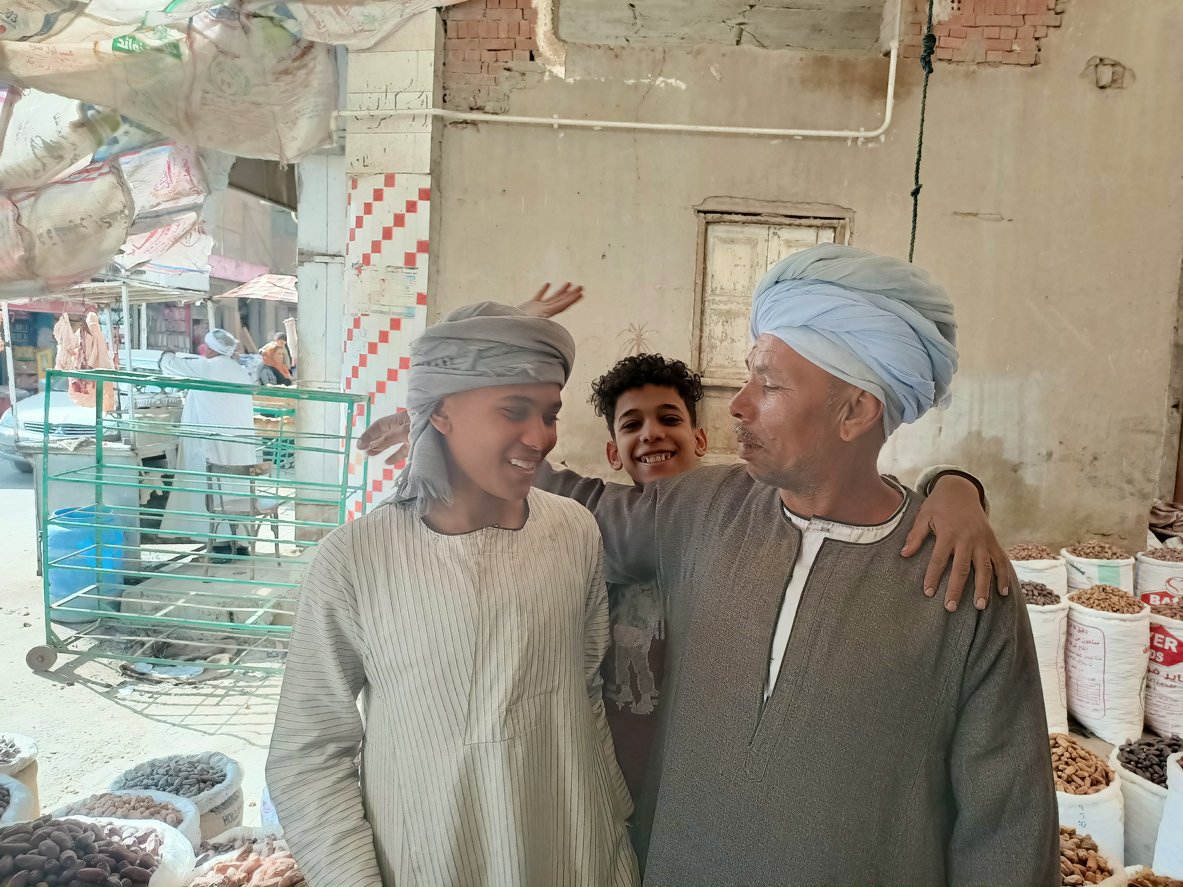 تجار البلح تجار البلح