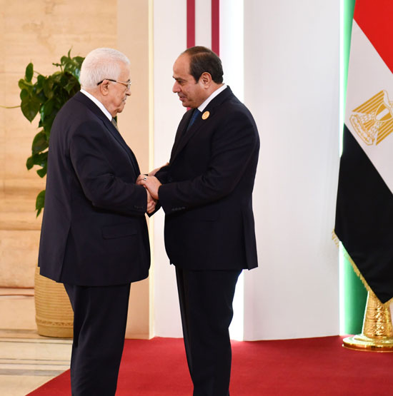 الرئيس السيسي ونظيره الفلسطيني