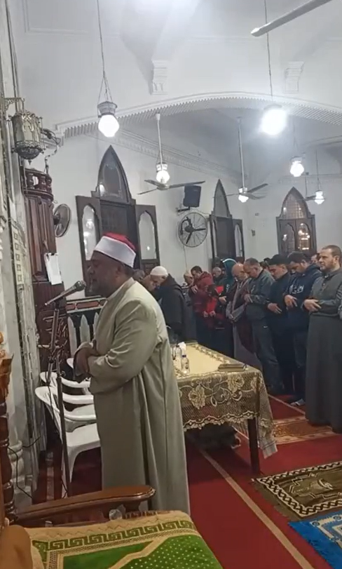 أداء صلاة التارويه في مسجد آل فيف في كافر إل ثيخ أداء صلاة التارويه في مسجد آل فيف في كافر إل ثيخ