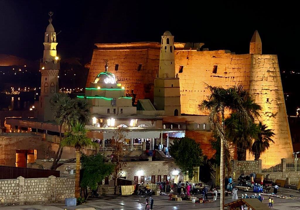 مسجد العارف بالله سيدى أبو الحجاج الأقصرى