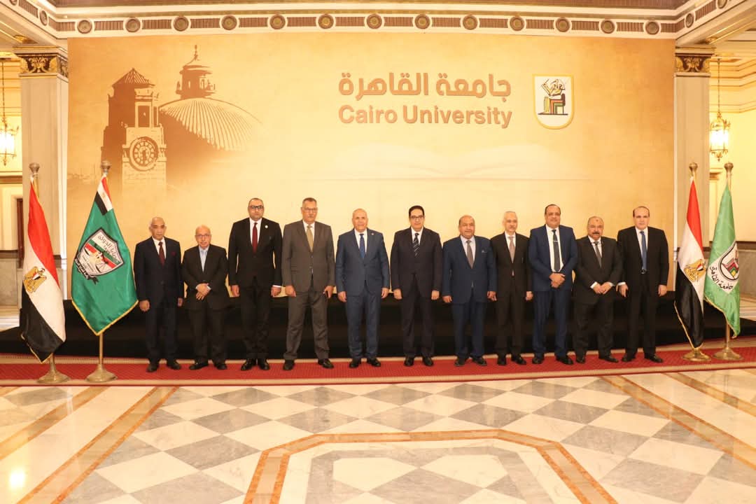 هيئة قضايا الدولة توقع بروتوكول تعاون مع جامعة القاهرة  (1)