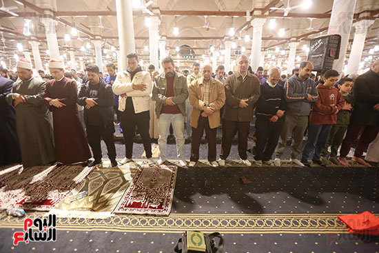 جانب من صلاة العشاء والتراويح جانب من صلاة العشاء والتراويح