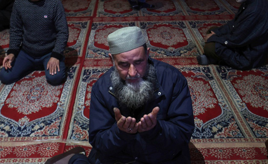 يحتفلون بشهر رمضان المبارك (2)