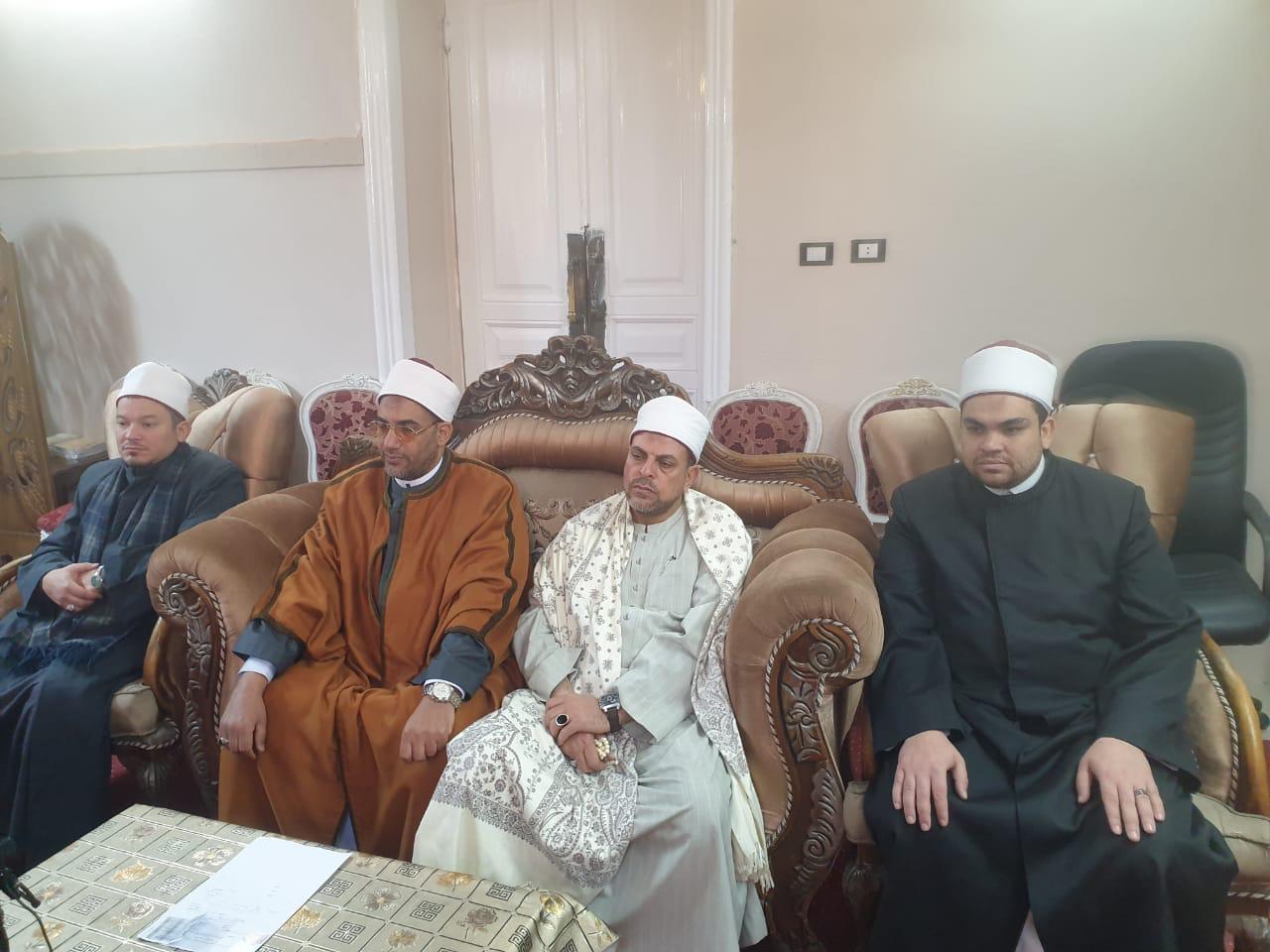 لجنة مسابقة الصوت الندى