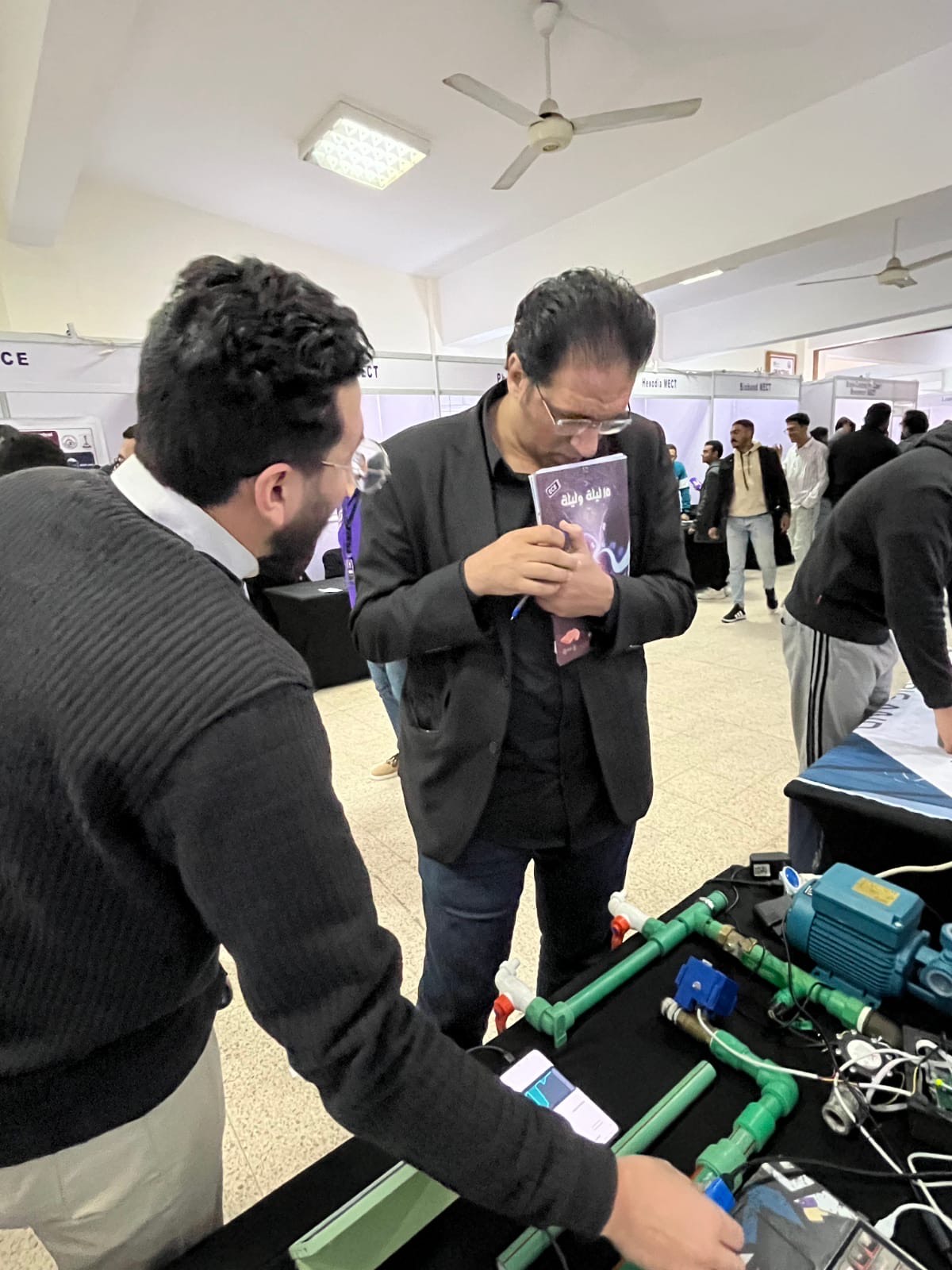 جهاز عداد ذكي لمراقبة استهلاك المياه جهاز عداد ذكي لمراقبة استهلاك المياه