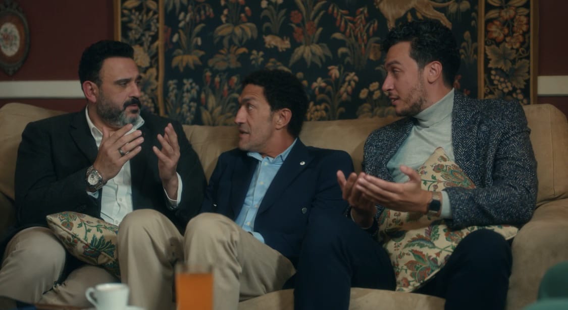 أحمد عبد الوهاب وأكرم حسني يستعينوا بخالد كمال في الحلقة السابعة من مسلسل الكابتن (3)