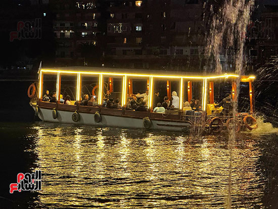 المراك النيلية تتزين بالأضواء