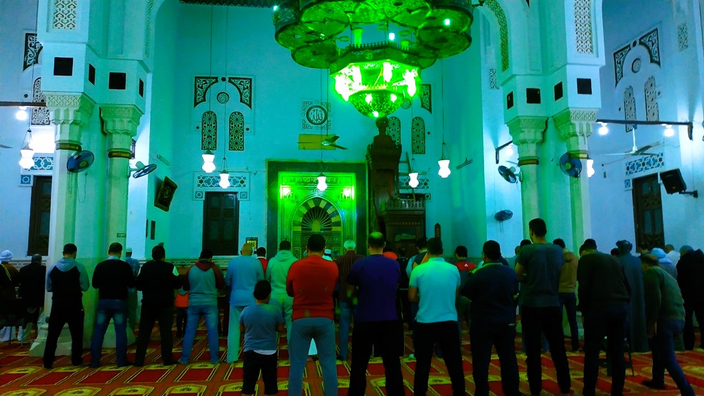 مسجد سيدي العوام بمطروح من الداخل مسجد سيدي العوام بمطروح من الداخل
