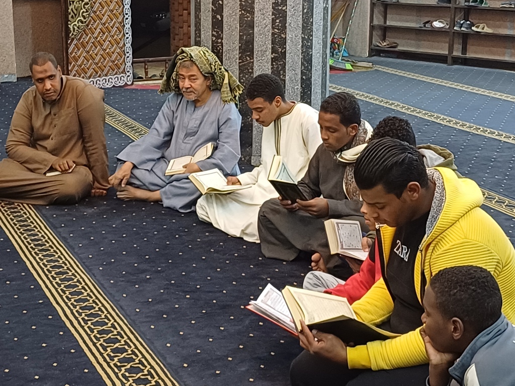 المصلون المصلون