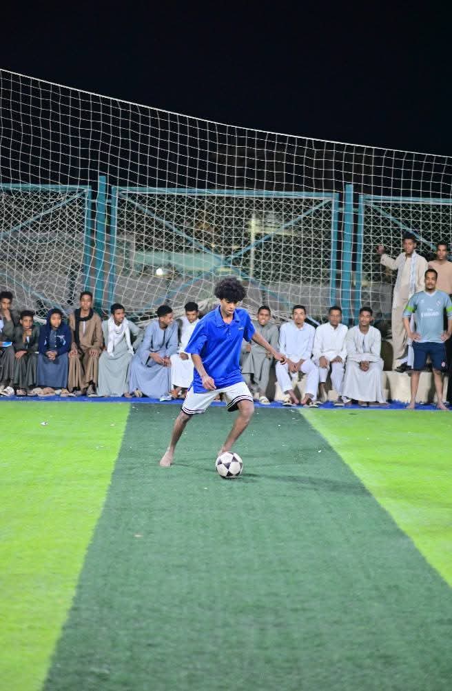 فعاليات الدورة بمركز شباب سلوا