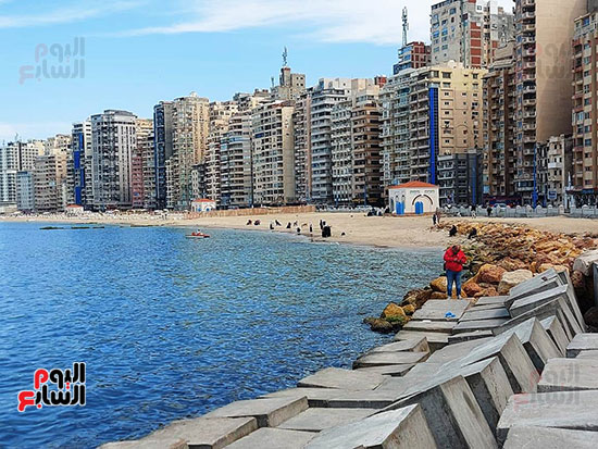 الكورنيش-و-الشواطئ-بالاسكندرية