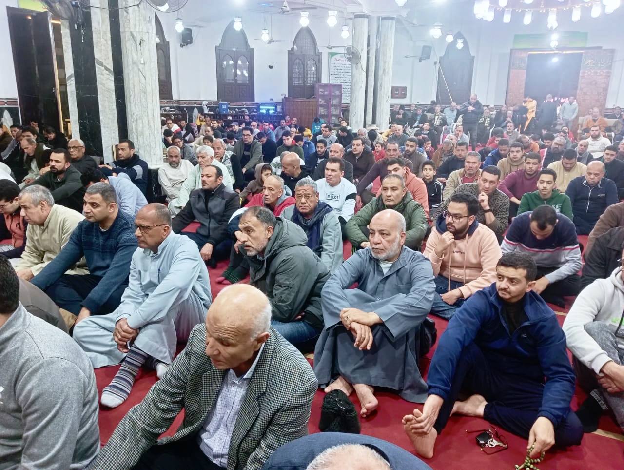 الحضور خلال اللقاء التثقيفي الحضور خلال اللقاء التثقيفي
