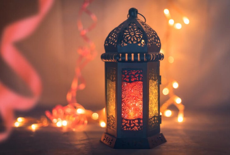فانوس كهدية عيد الأم فانوس