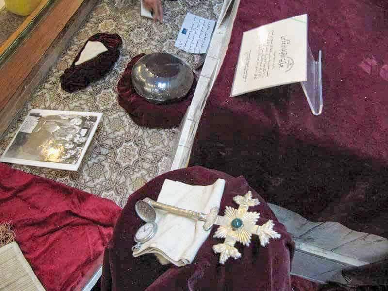 متعلقات البابا كيرلس السادس