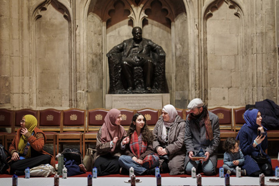 إفطار مفتوح في قاعة لندن جيلدهول خلال شهر رمضان (3)