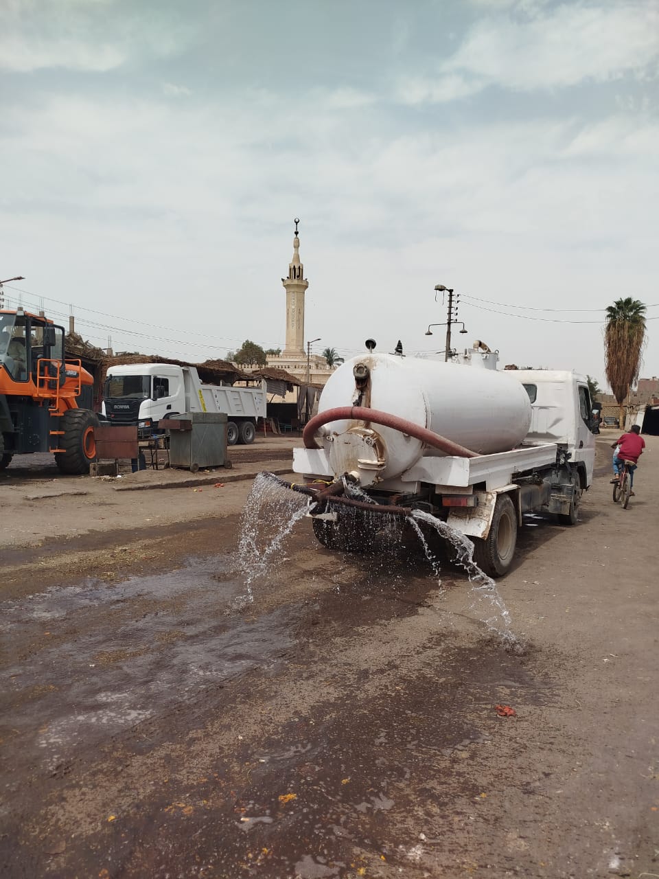 حملات النظافة والتجميل بشوارع مدينة البياضية