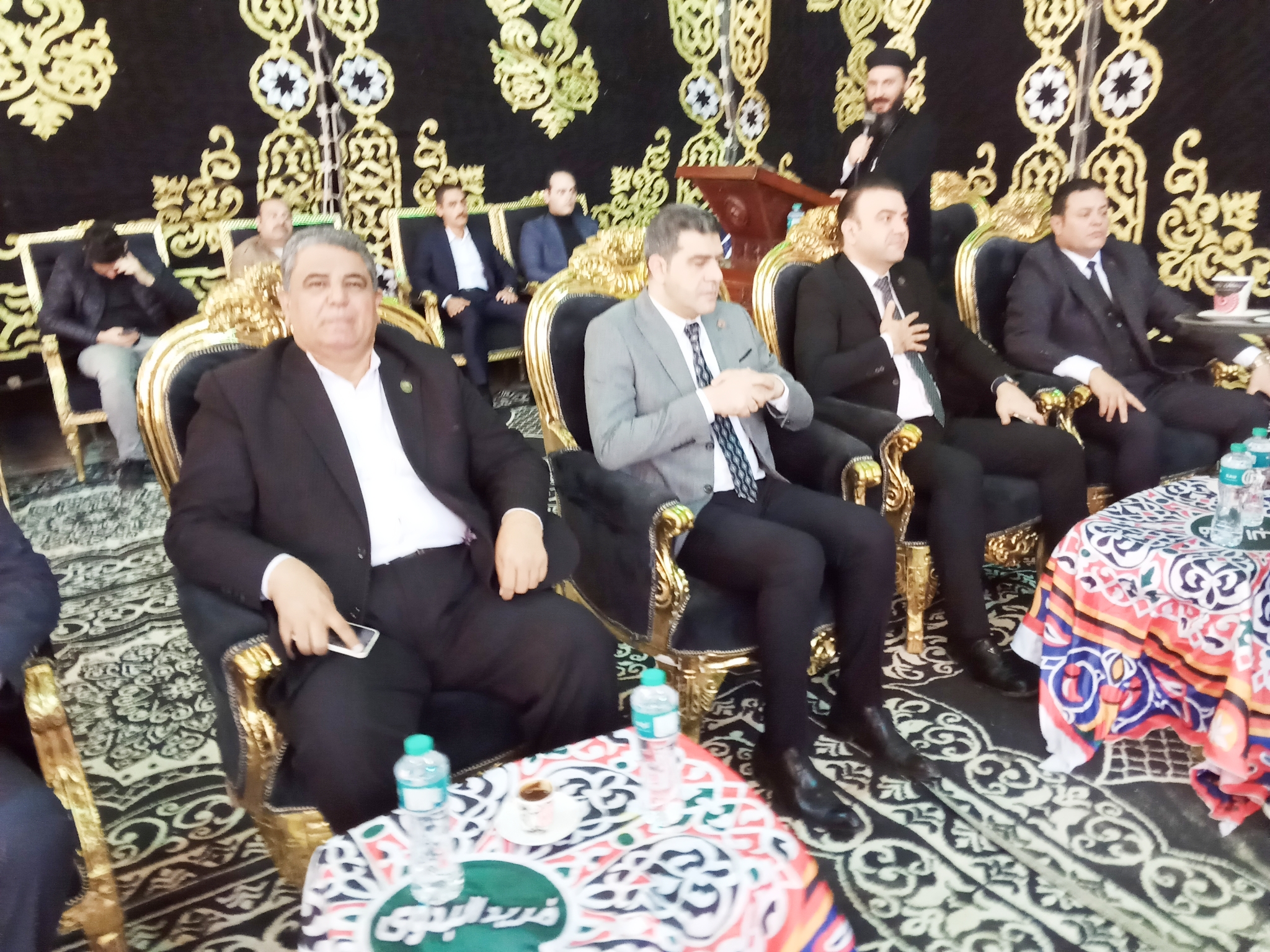 جانب من جنازة الأنبا باخوميوس جانب من جنازة الأنبا باخوميوس