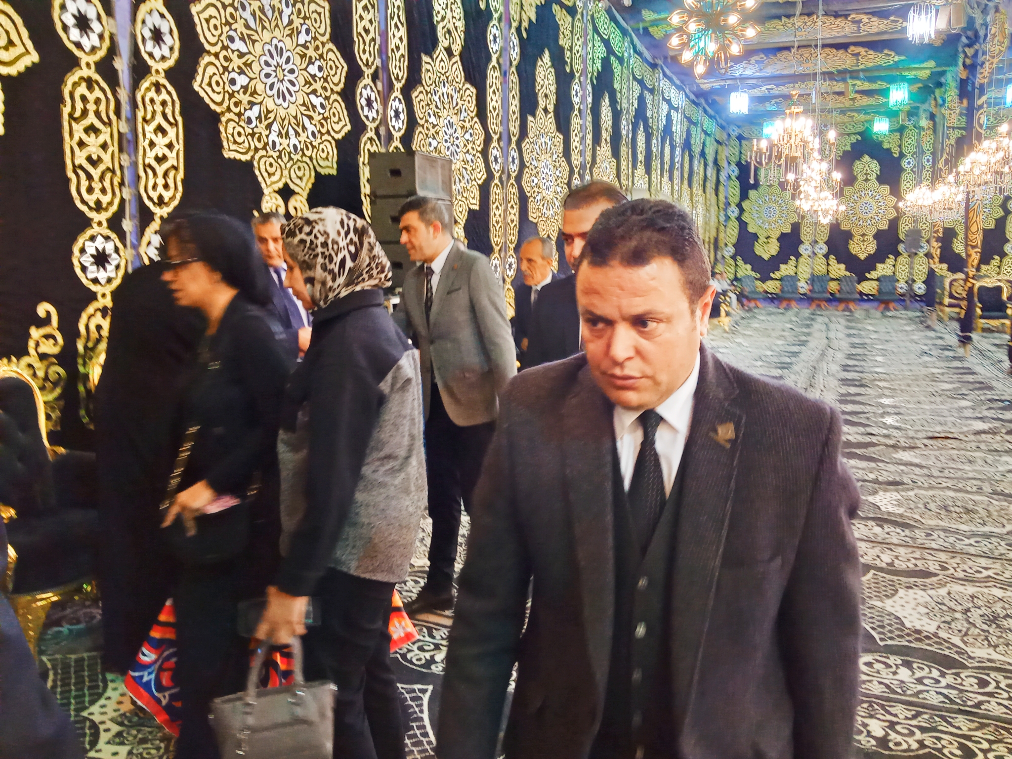 جانب من جنازة الأنبا باخوميوس جانب من جنازة الأنبا باخوميوس