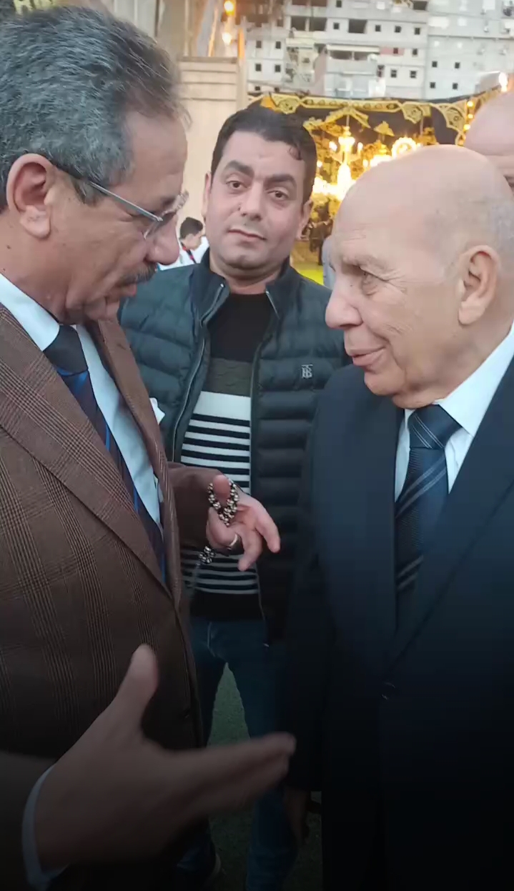 جانب من جنازة الأنبا باخوميوس جانب من جنازة الأنبا باخوميوس