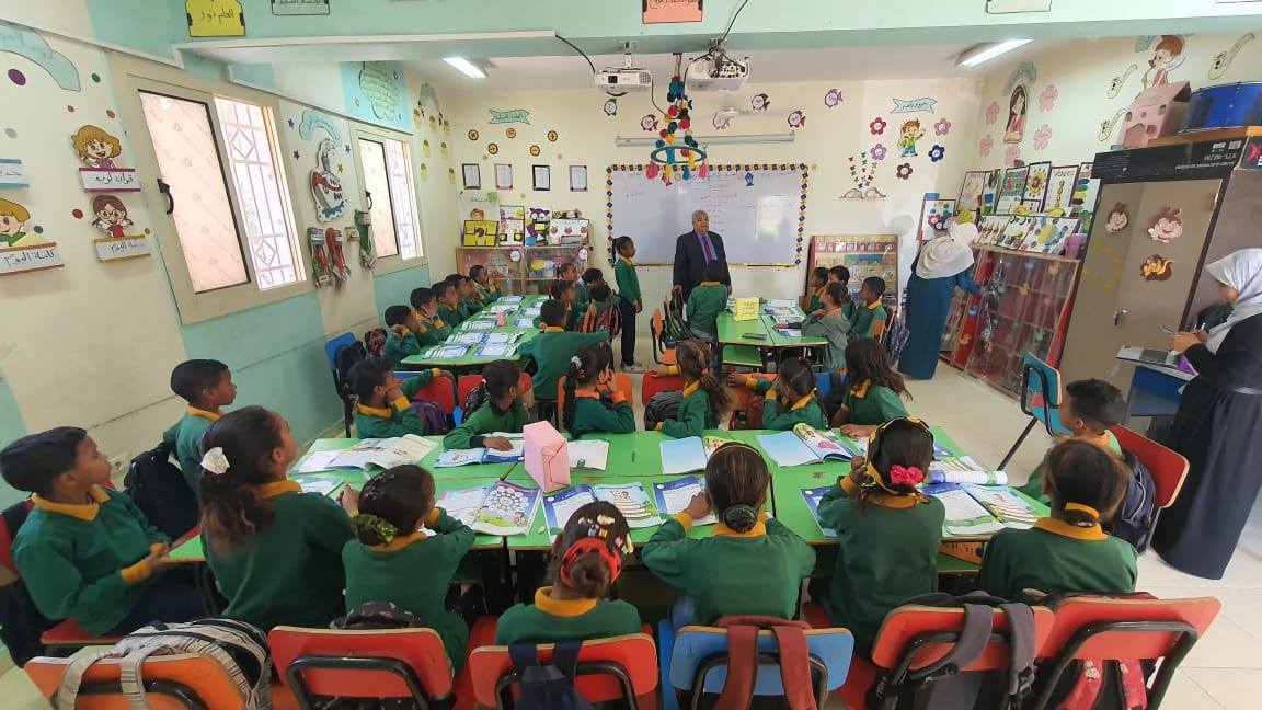 جولة وكيل التعليم فى مدارس التعليم المجتمعي بحاجر المريس