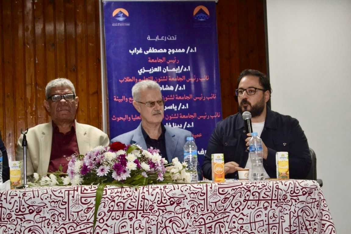 الكاتب الصحفي على الكشوطى رئيس قسم الفن باليوم السابع