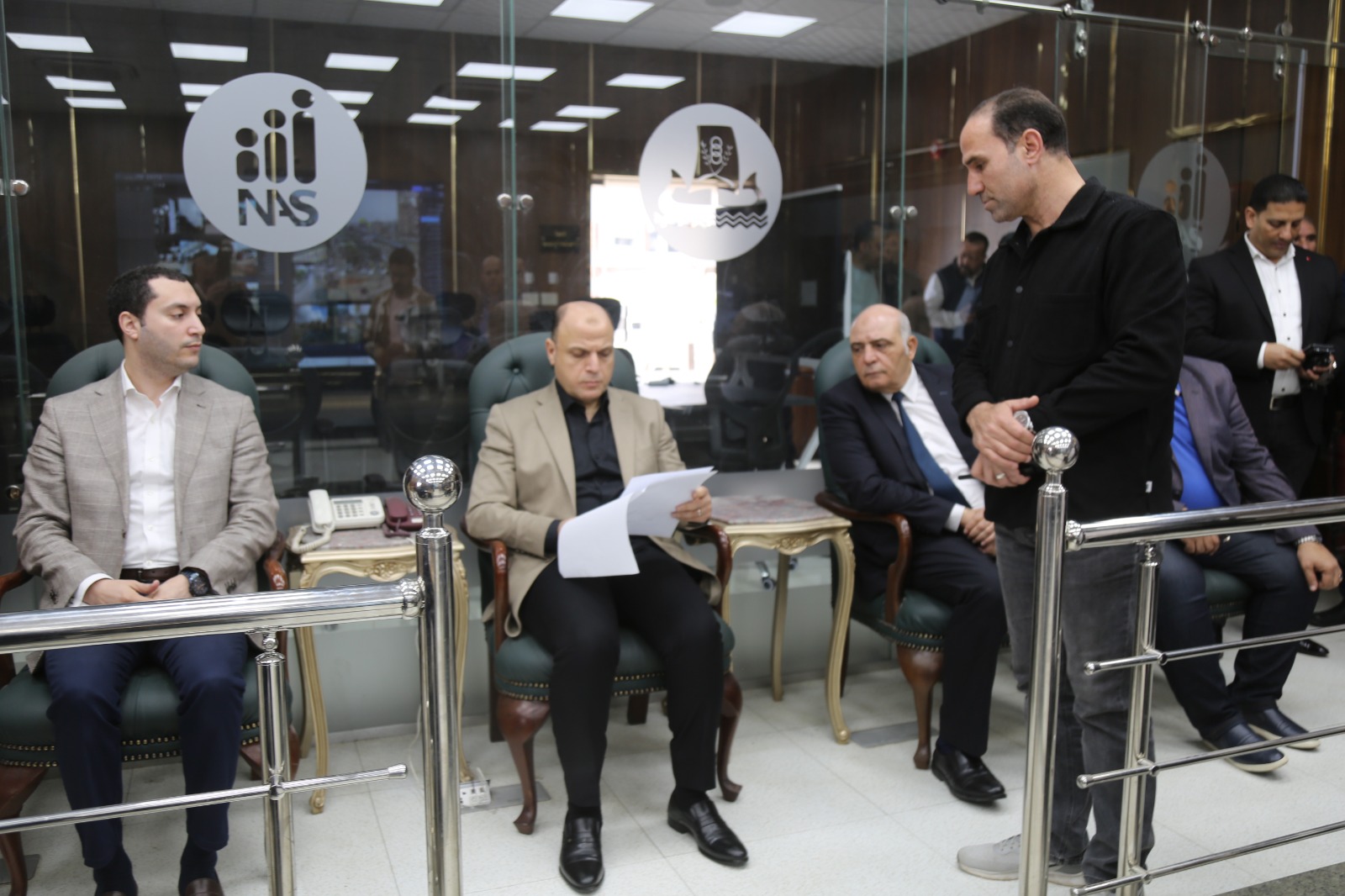 محافظ كفر الشيخ يتابع تطبيق تعريفة الاجرة في كافة المواقف عبر شبكة السيطرة محافظ كفر الشيخ يتابع تطبيق تعريفة الاجرة في كافة المواقف عبر شبكة السيطرة