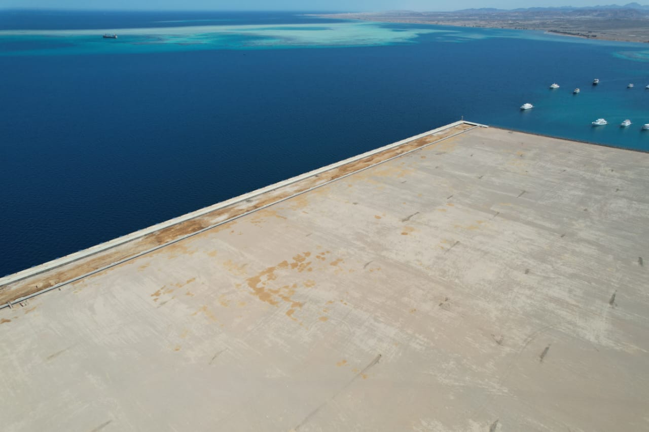 وزارة النقل تنشئ محطة متعددة الأغراض بميناء سفاجا