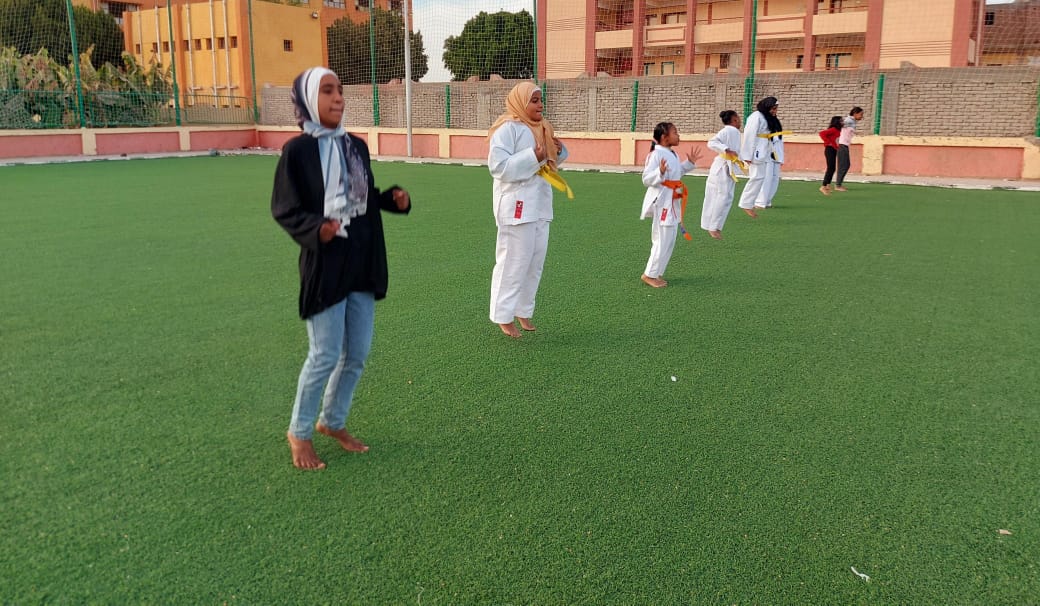 الشباب والرياضة بالأقصر تواصل تدريبات المشروع القومي لرياضة الفتاة والمرأة الشباب والرياضة بالأقصر تواصل تدريبات المشروع القومي لرياضة الفتاة والمرأة