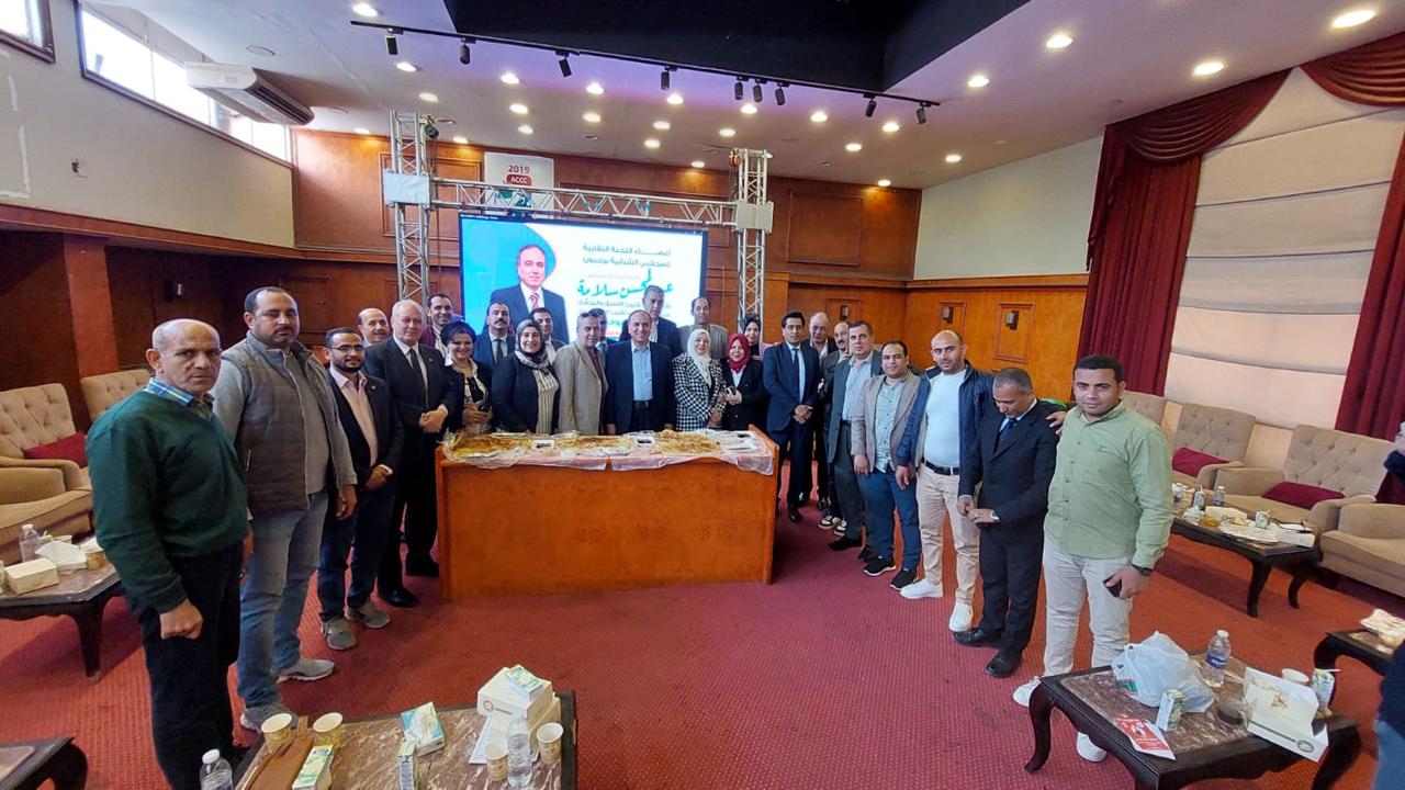 c3eb6b54-1b7c-4930-b5db-8f81300e2127