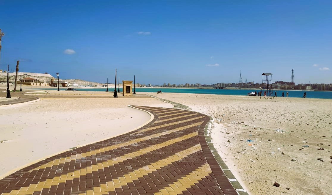 شواطئ مطروح في انتظار عشاقها شواطئ مطروح في انتظار عشاقها