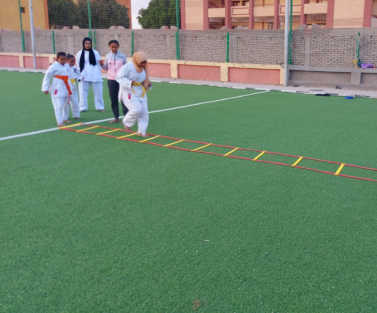 تدريبات المشروع القومي لرياضة الفتاة والمرأة بالأقصر تدريبات المشروع القومي لرياضة الفتاة والمرأة بالأقصر