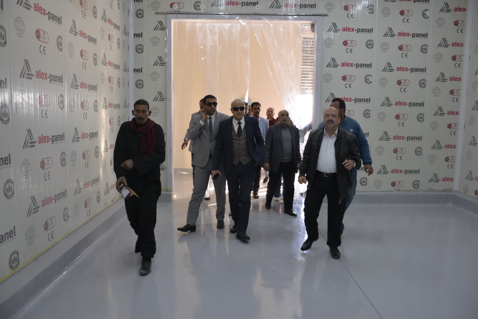 المبردات بمجمع الصناعات الغذائية والتعبئة لتجفيف الطماطم بقرية الكيمان المبردات بمجمع الصناعات الغذائية والتعبئة لتجفيف الطماطم بقرية الكيمان