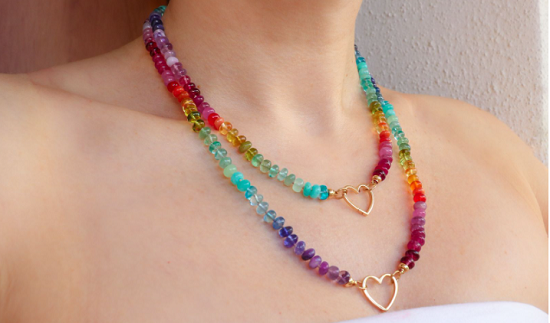 ذهب مع أحجار كريمة