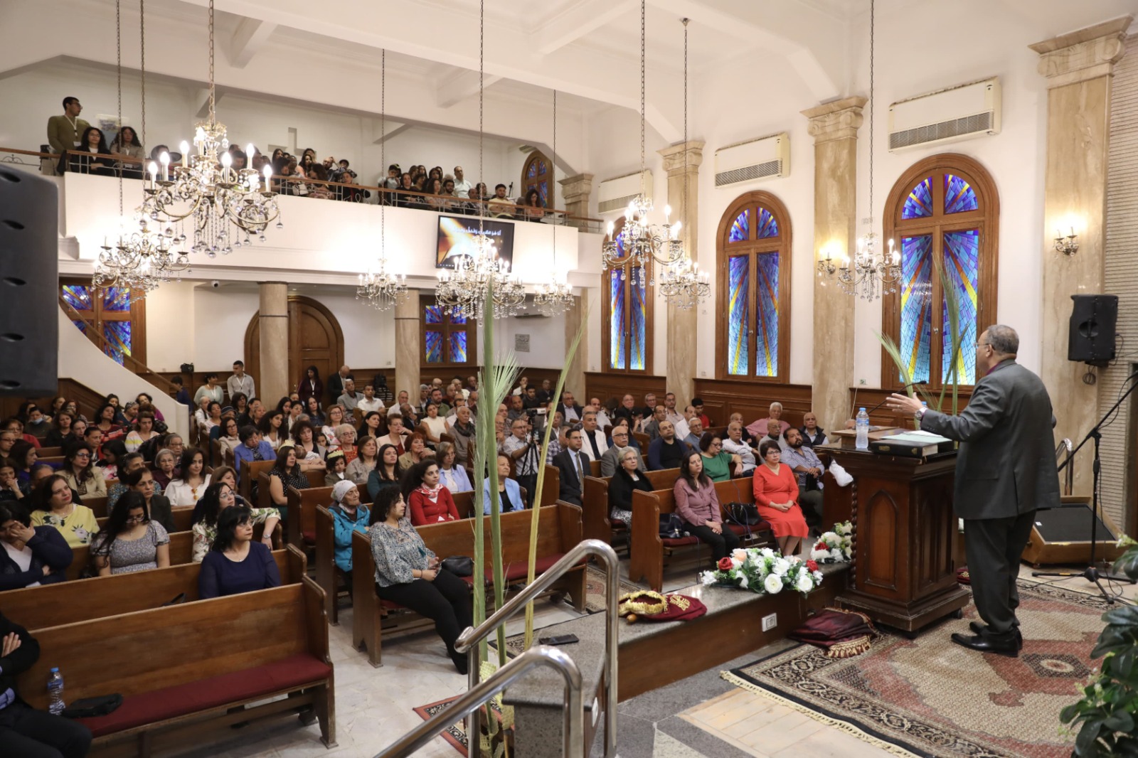 جانب من احتفال الكنيسة بأحد الزعف جانب من احتفال الكنيسة بأحد الزعف