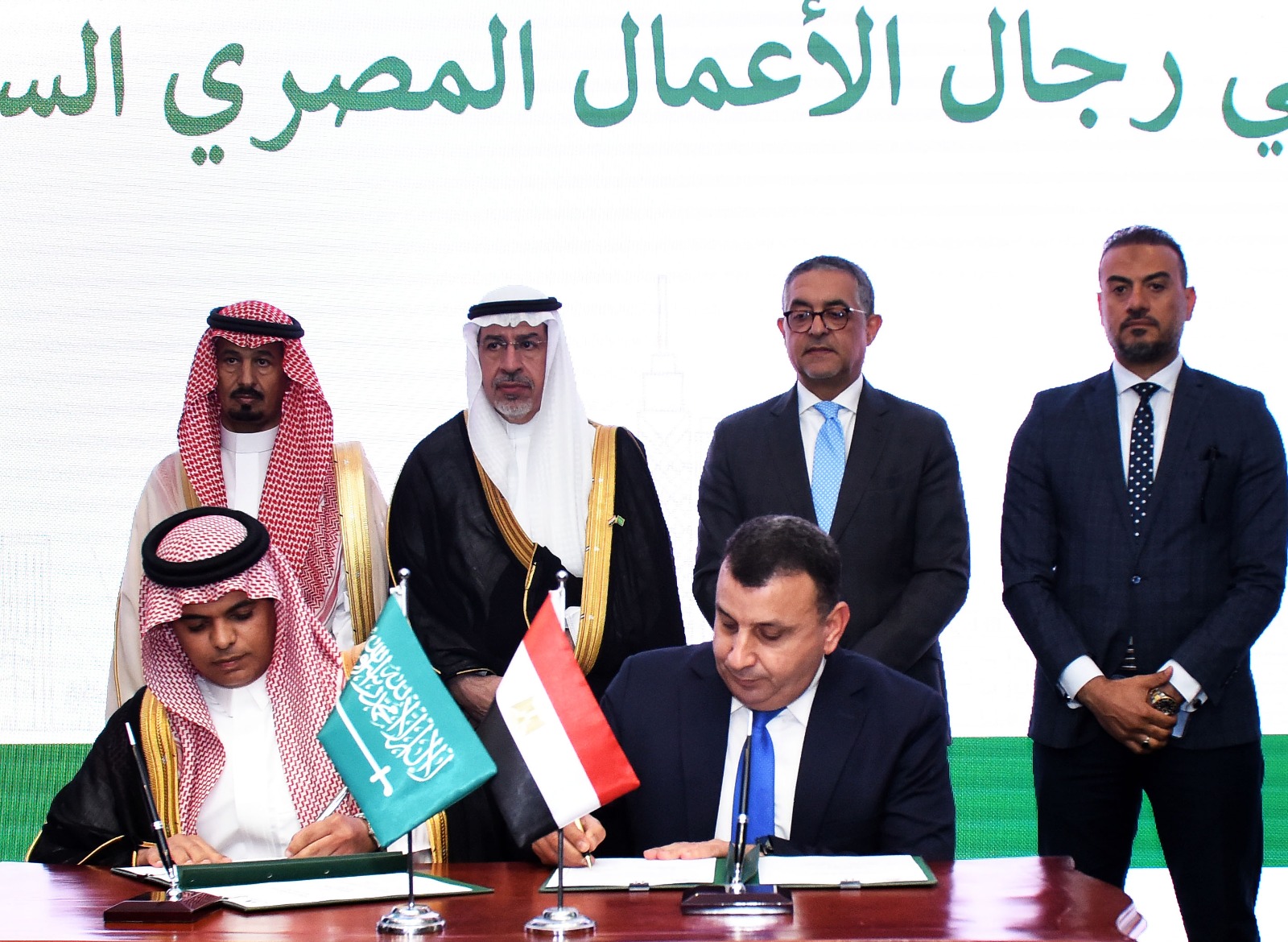 4c1c4c6f-bc17-4b54-82c5-d0cc5380d197