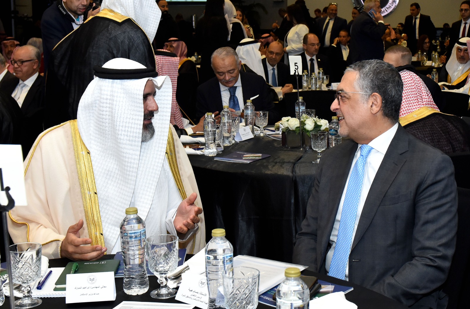 dd0df6ba-020a-4565-9a5b-05df0d5efb5b